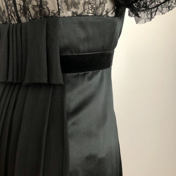 NWT BCBG Black Silk/Lace Cap Sleeve Party-Top - Picture 14 of 16